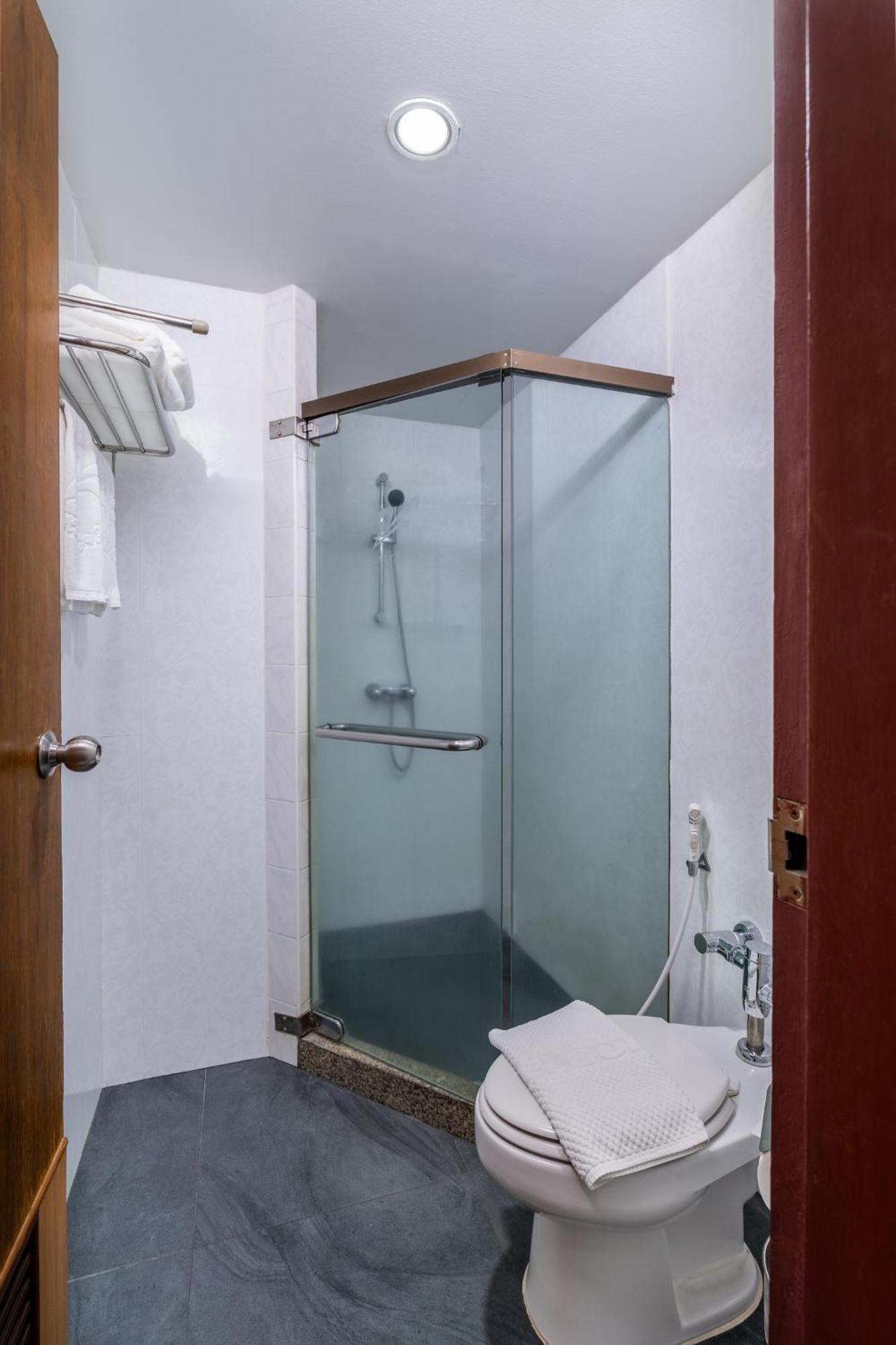 V.L. Hatyai Hotel Hatjaj Kültér fotó