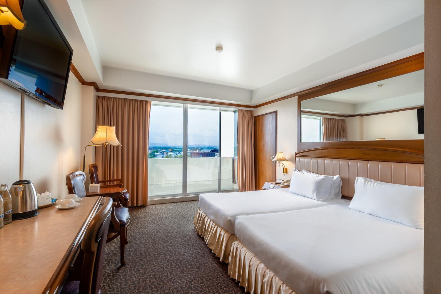 V.L. Hatyai Hotel Hatjaj Kültér fotó
