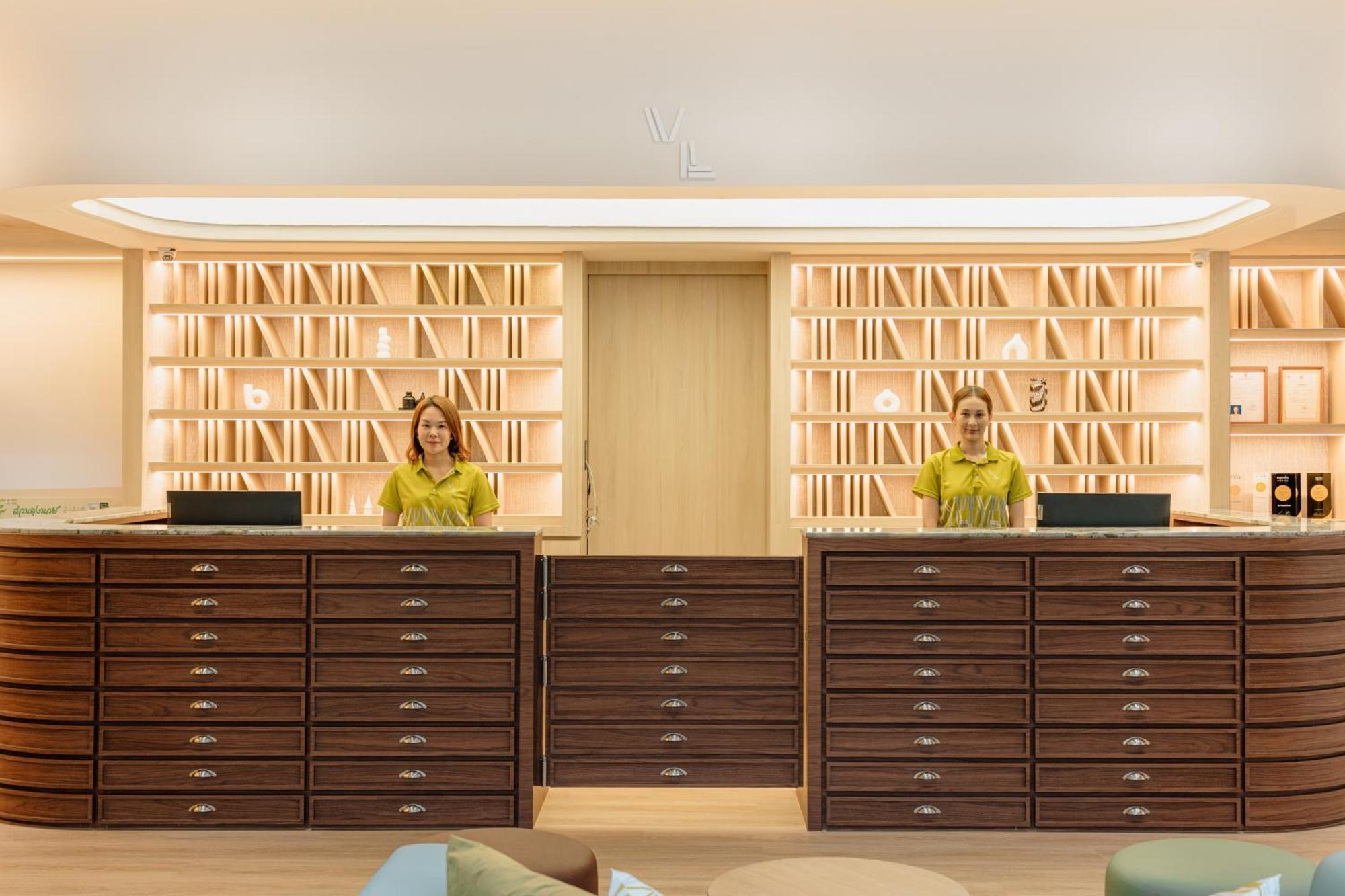 V.L. Hatyai Hotel Hatjaj Kültér fotó