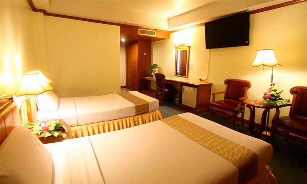 V.L. Hatyai Hotel Hatjaj Kültér fotó