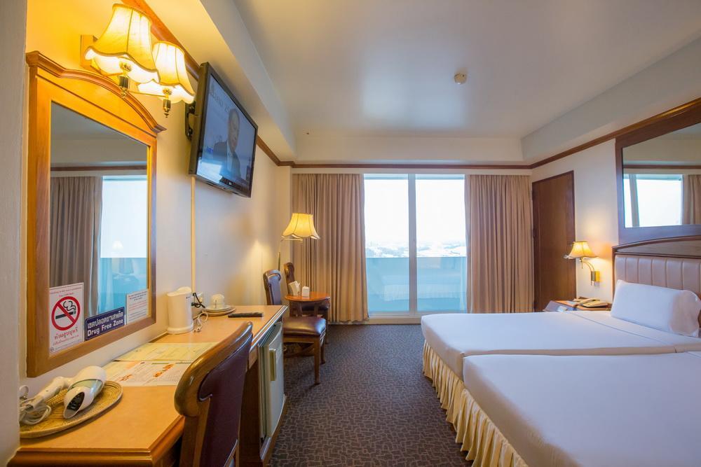 V.L. Hatyai Hotel Hatjaj Kültér fotó