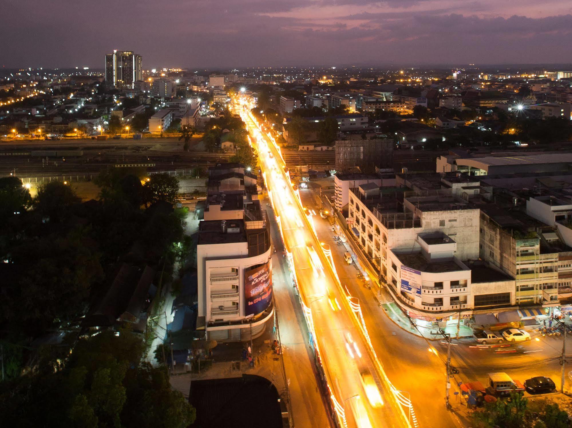 V.L. Hatyai Hotel Hatjaj Kültér fotó